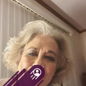 Meet your Posher, Cynthia